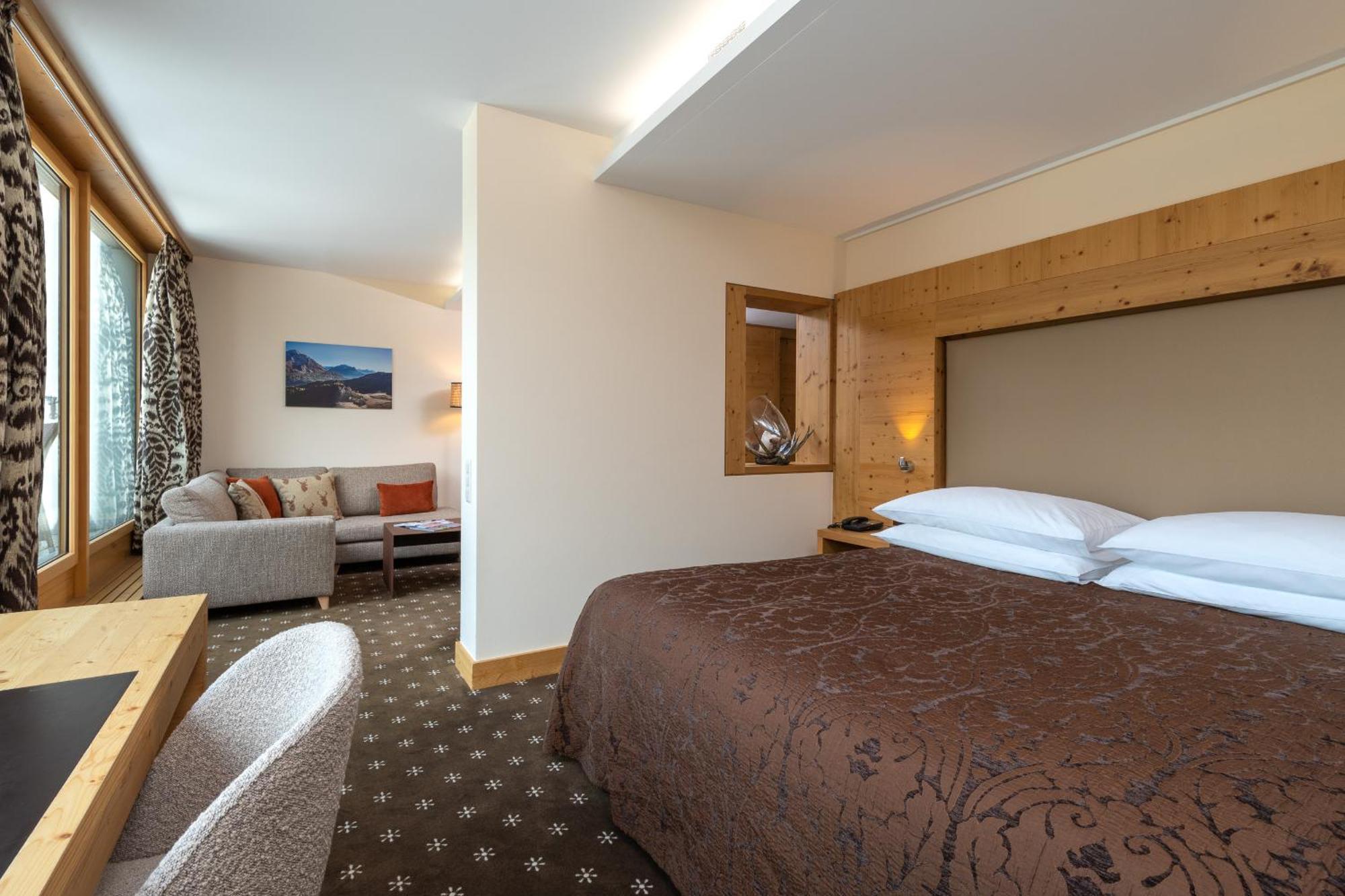Nira Alpina Hotel Silvaplana Buitenkant foto